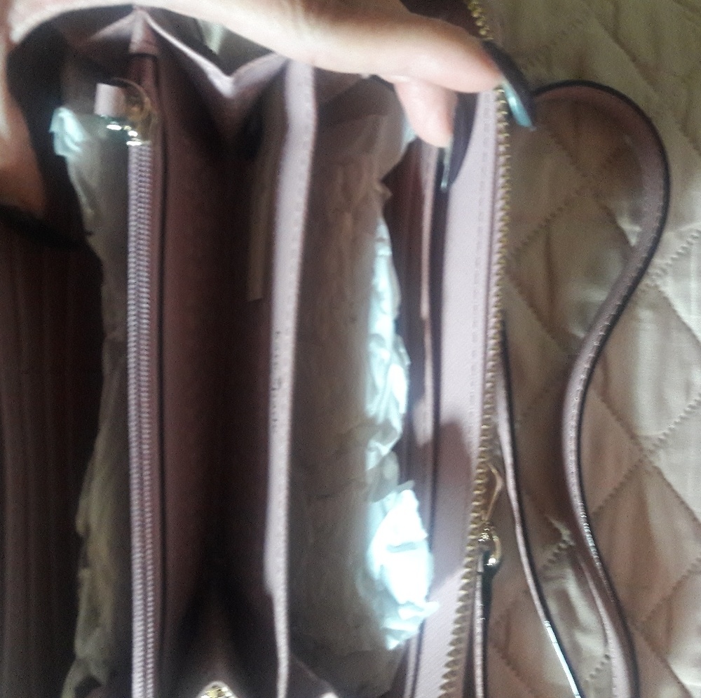 Kate Spade set - Picture 2 of 3
